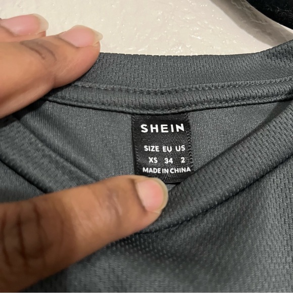 SHEIN Gray Graphic Lace-Up Side Crop Tank Top Size X-Small - Picture 6 of 8